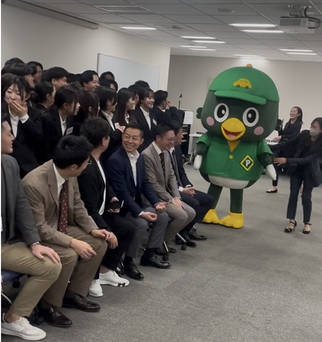 サプライズゲストの登場で会場は最高潮に!の活動写真