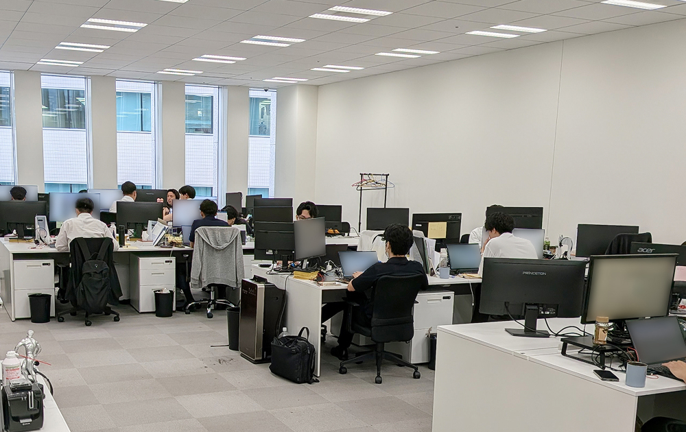 【横浜支店】目標への執着と抜群のチームワークを誇る少数精鋭のリアル